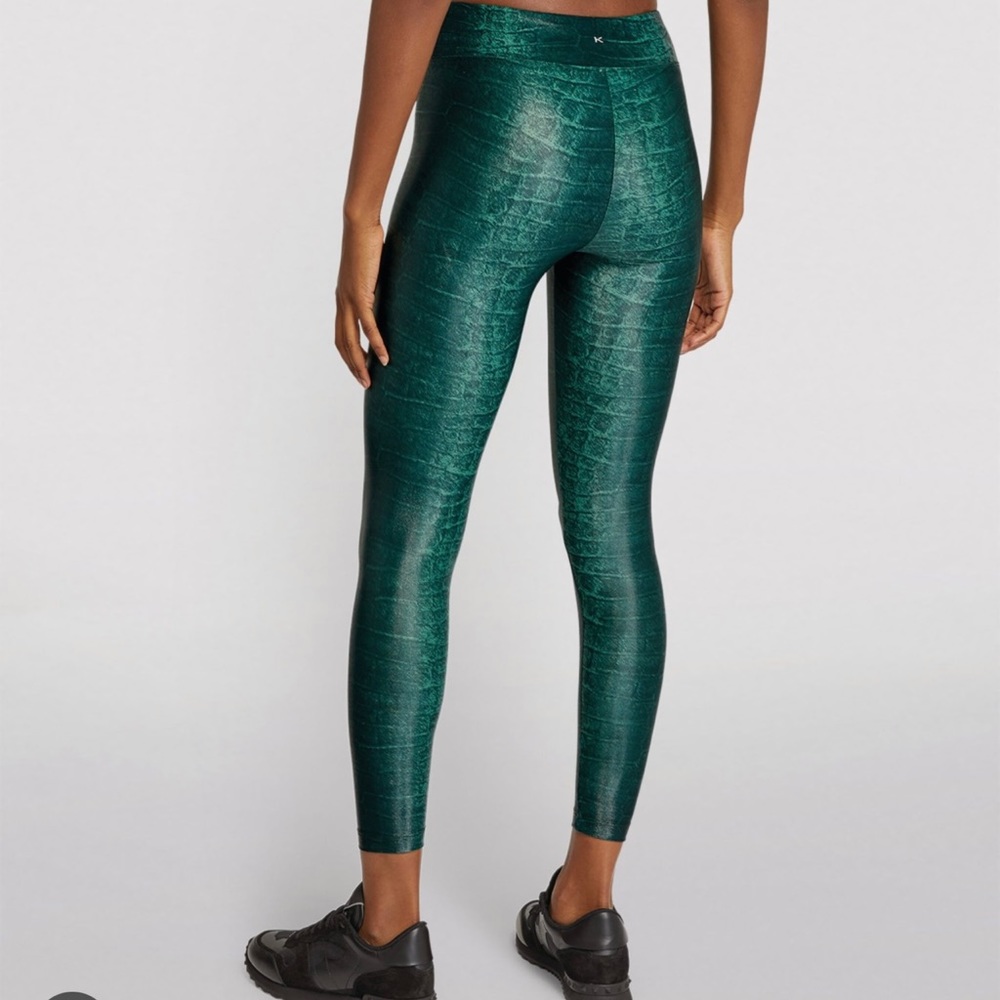 NEW WITH TAGS - Kodak leggings size small